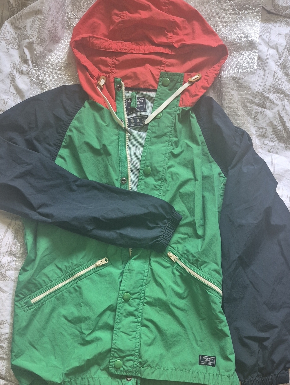 Abercrombie & Fitch Red and Green Colorblock  Hooded Unisex Windbreaker